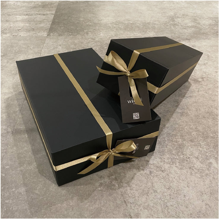 ギフト箱・金リボン