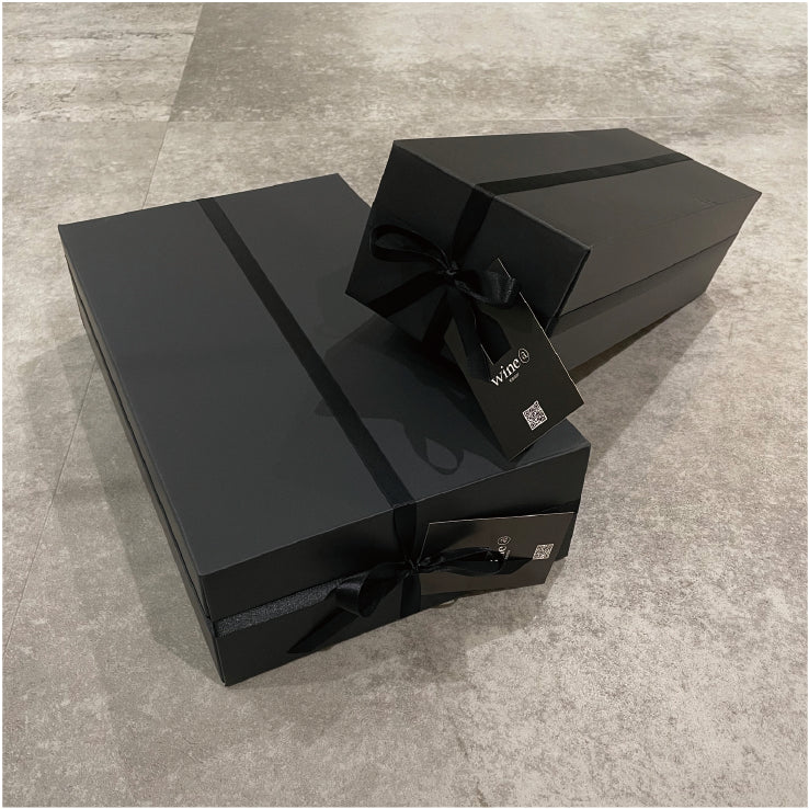 ギフト箱・黒リボン